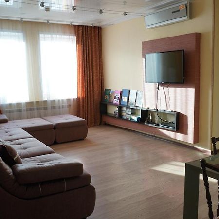 Sunrise Apartments Triumph アスターナ エクステリア 写真