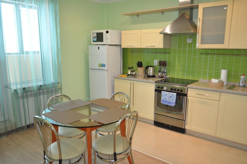 Sunrise Apartments Triumph アスターナ 部屋 写真