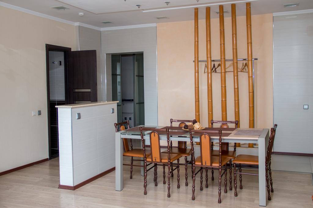 Sunrise Apartments Triumph アスターナ エクステリア 写真